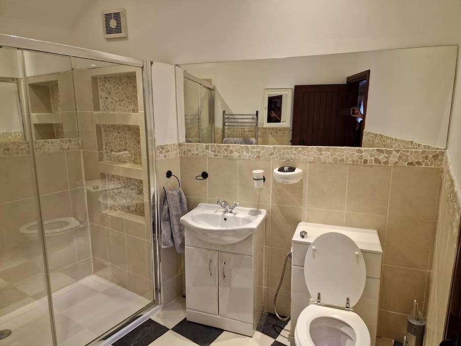 Joiners Arms - Studio Apartments Маркет-Дрейтон Экстерьер фото
