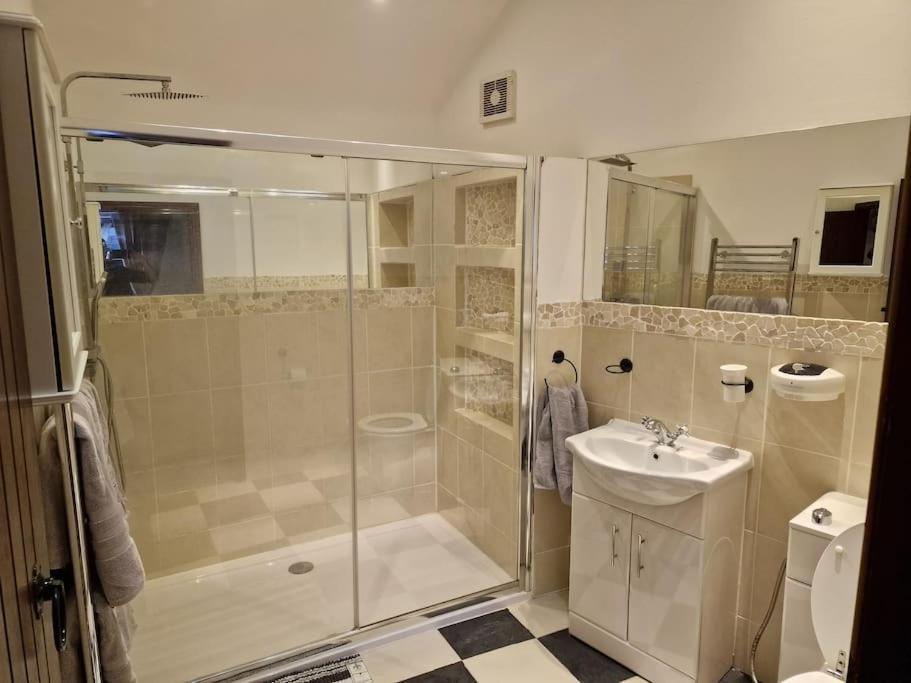 Joiners Arms - Studio Apartments Маркет-Дрейтон Экстерьер фото