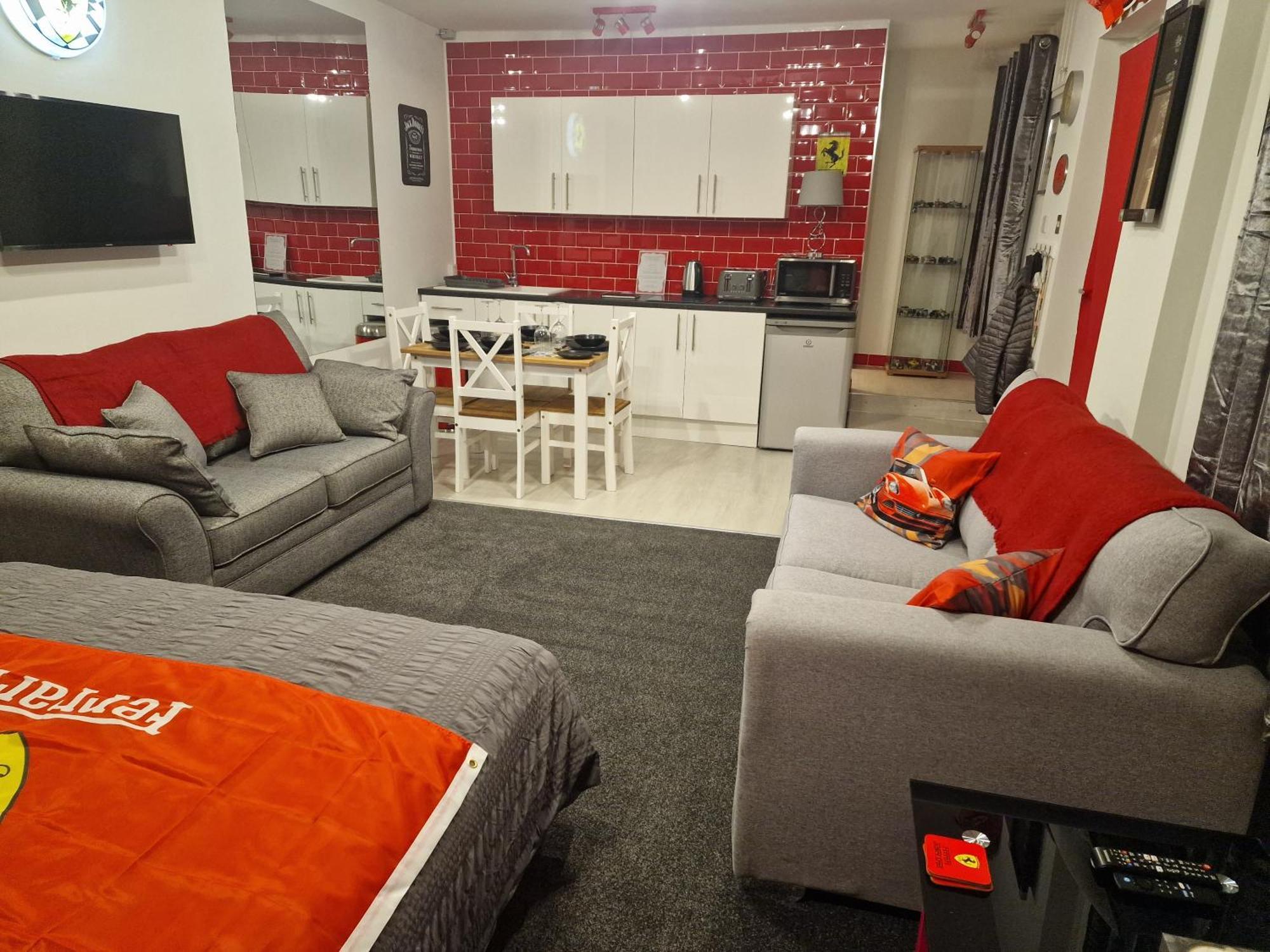 Joiners Arms - Studio Apartments Маркет-Дрейтон Экстерьер фото