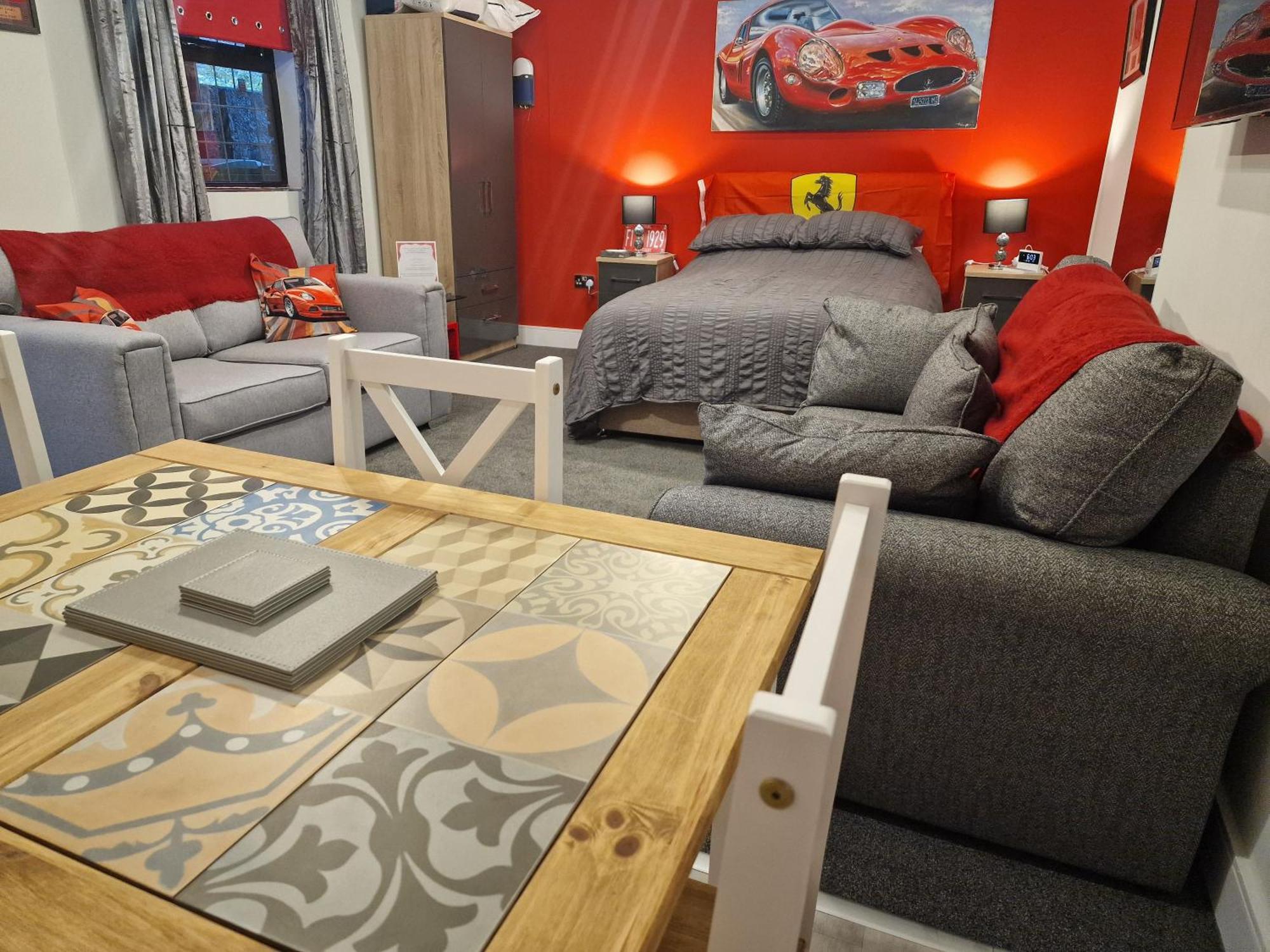 Joiners Arms - Studio Apartments Маркет-Дрейтон Экстерьер фото