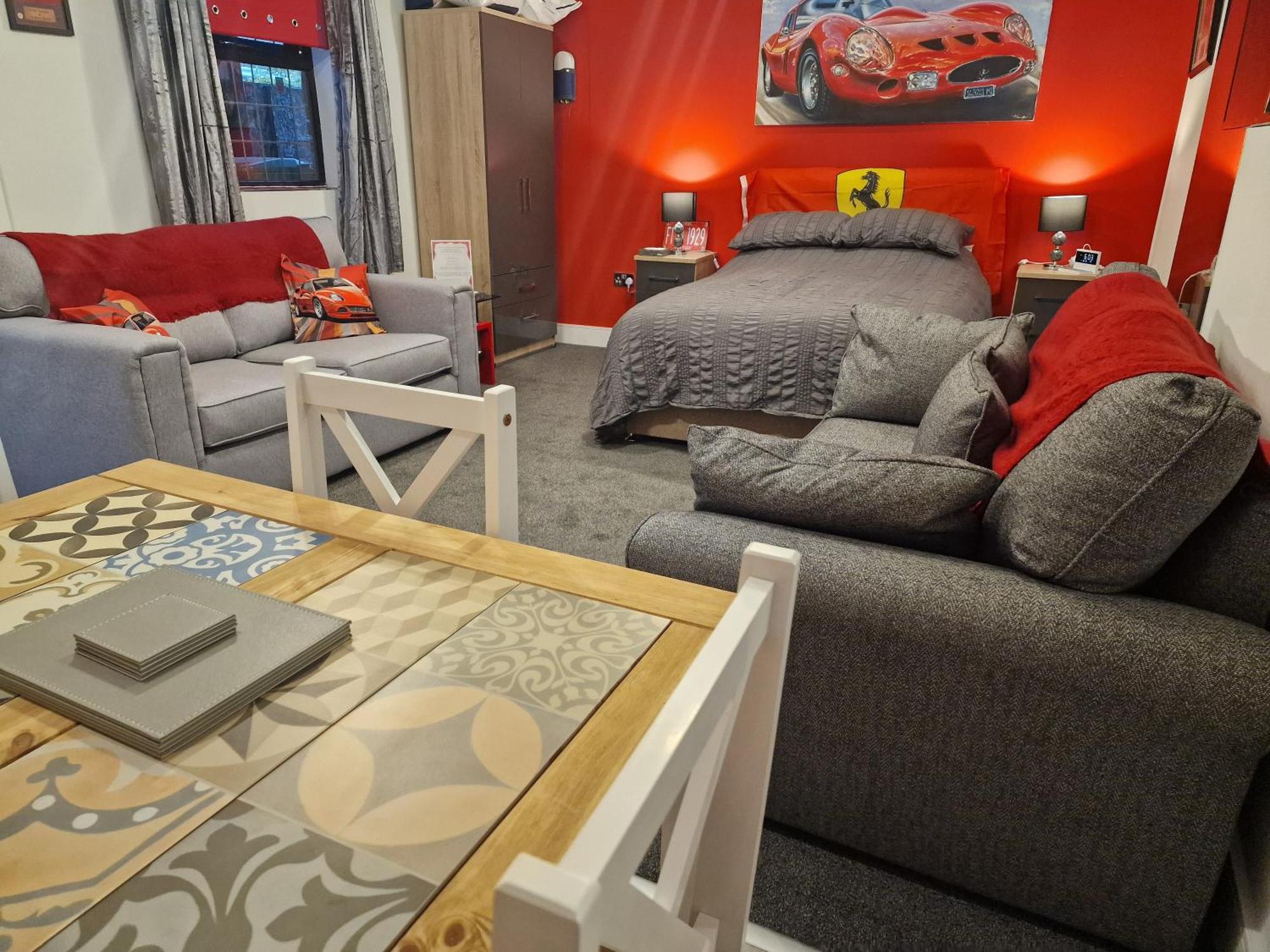 Joiners Arms - Studio Apartments Маркет-Дрейтон Экстерьер фото